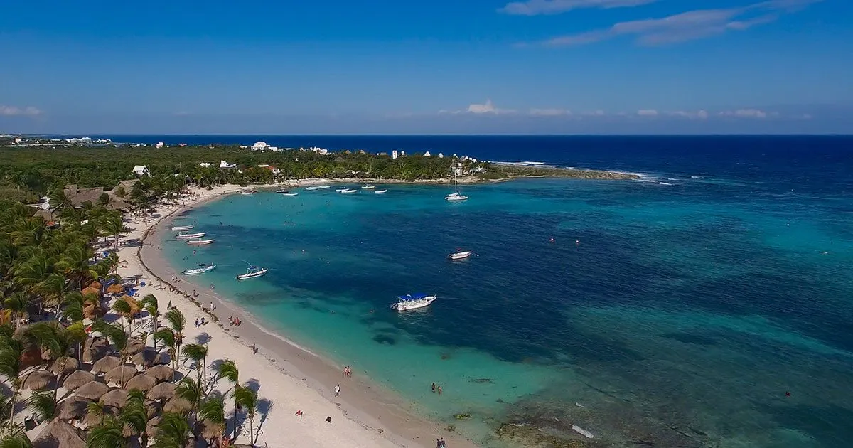 Vista de la playa en Akumal Bay