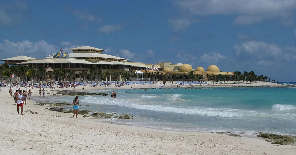 Vista de la playa en Barceló Maya Palace